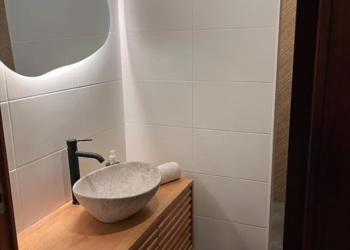 Quinta Encosta Do Penedo - Wellness Retreat - Geres Vila