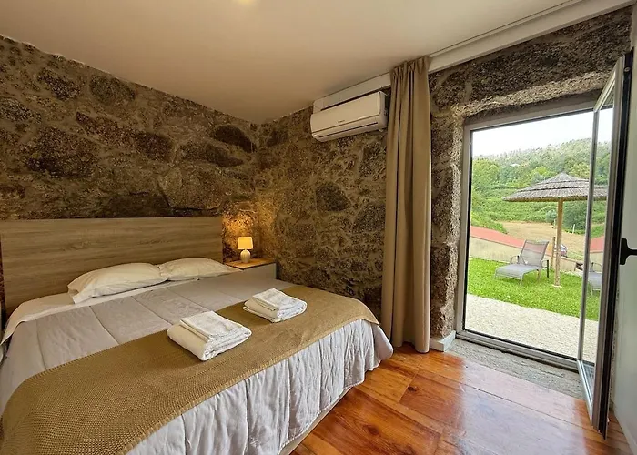 Quinta Encosta Do Penedo - Wellness Retreat - Geres Villa